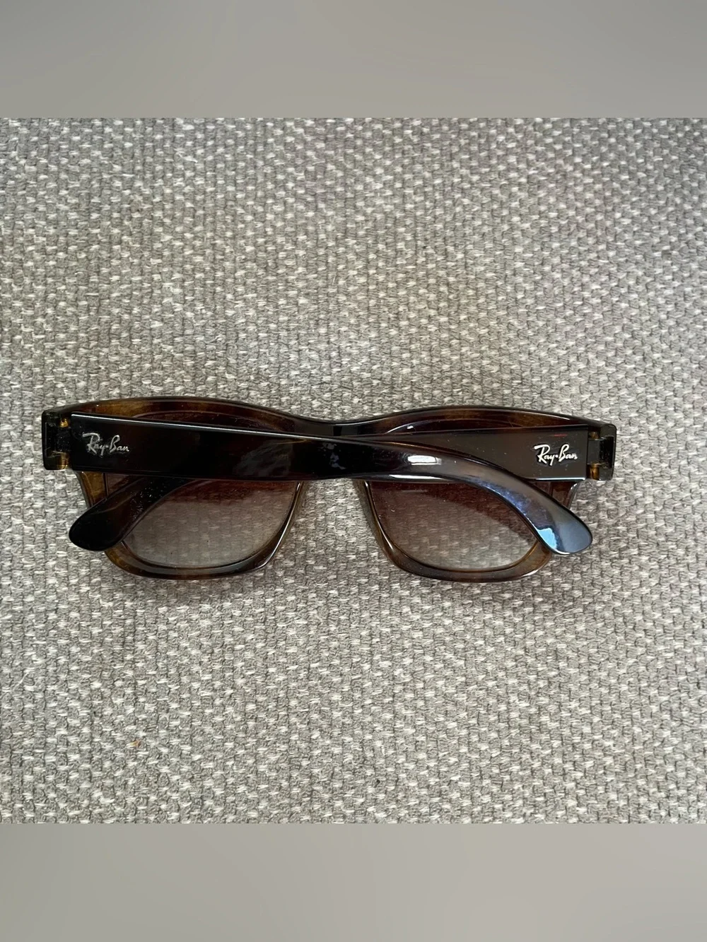 Classic Ray-Ban RB4194 Light Havana Brown Gradient Sunglasses 😎